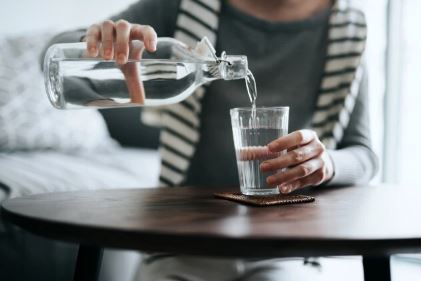 快檢查有沒有！起床後「誤犯4習慣」恐中風猝死　「醫叮嚀4件事」才能健康長壽