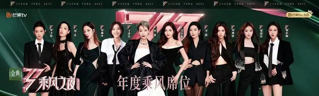 路邊偶遇明星！44歲知名女星「穿寬褲小肚子隆起」被酸發福　照片曝光後「網友紛紛抱不平」：已經很好了
