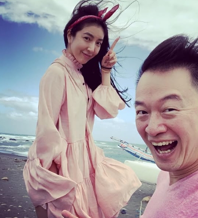 楊謹華驚喜公開「早已當媽」！與乾女兒緣分深厚，幸福告白：是一輩子的親情