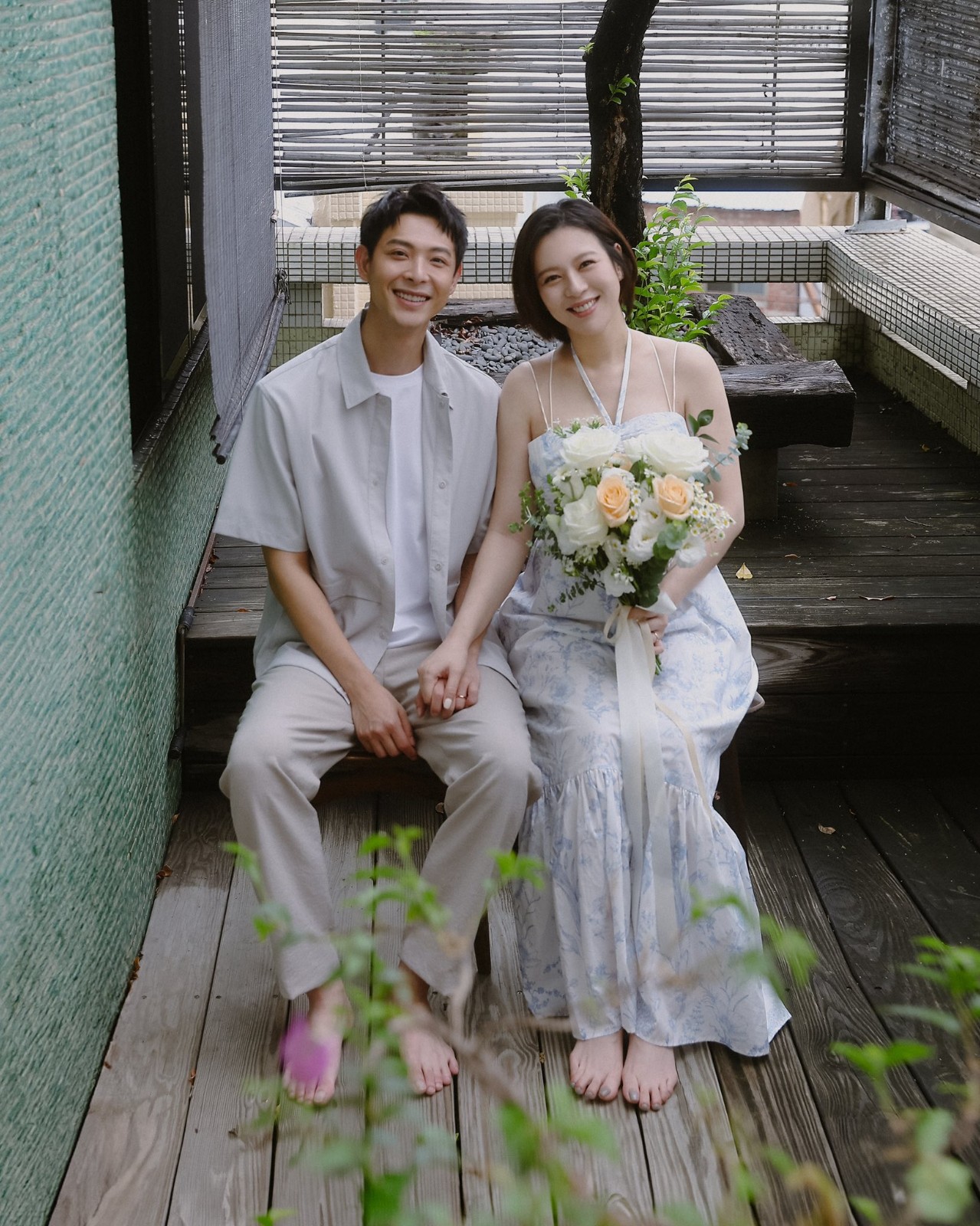 懷孕照樣重訓！大咖女星「隆起孕肚現形」美腿超纖細　老公「在旁陪伴全被拍」畫面超甜蜜