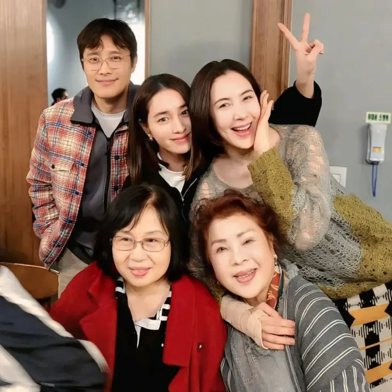 趁老婆懷孕期間出軌！54歲資深影帝「親手把小三送進牢」　醜聞纏身「被封第一渣男」近況曝光