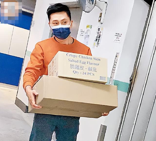 兼職司機、開過餐廳！47歲資深男星「街頭擺攤賣咖啡」被發現　含淚曝「入行19年辛酸」：薪水比洗碗工還低...