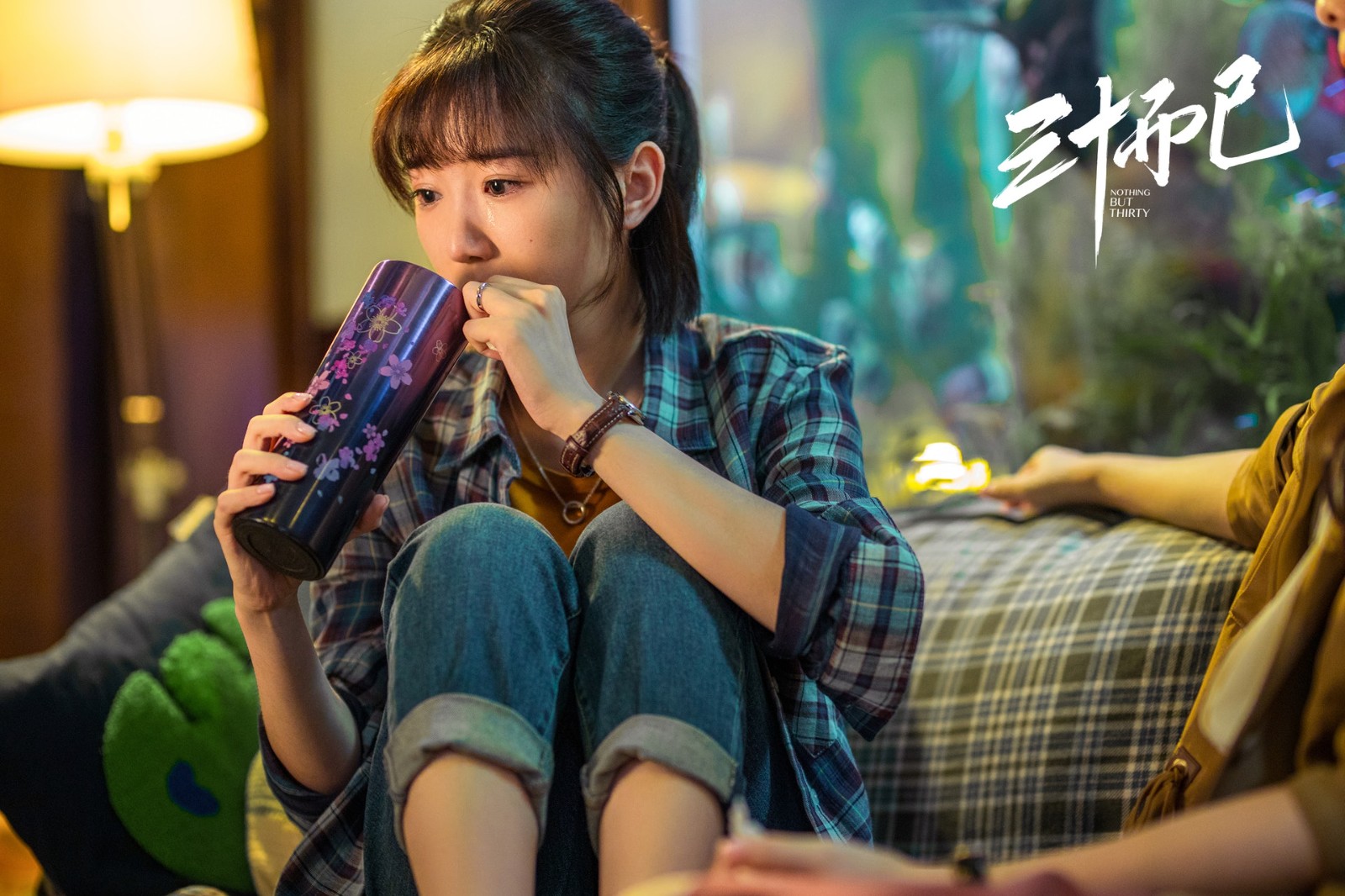 冷戰7天！和老公分房睡「半夜手機螢幕突亮了」　我一看「趕緊敲主臥房門」崩潰大哭