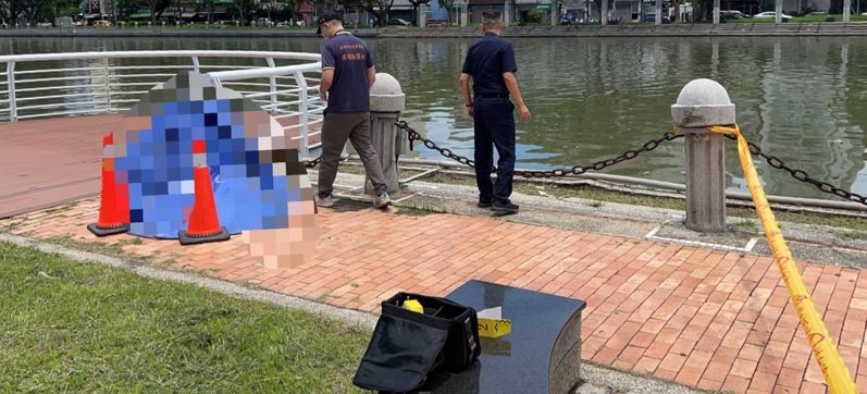 快訊／愛河一天內2死！遊客發現「河上有人載浮載沉」嚇報警　一旁男騎士「焦急上前」一看崩潰