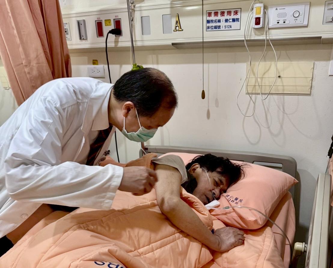 快訊／74歲陳水扁入院！突發1症狀「緊急切除8顆瘜肉」現況曝光