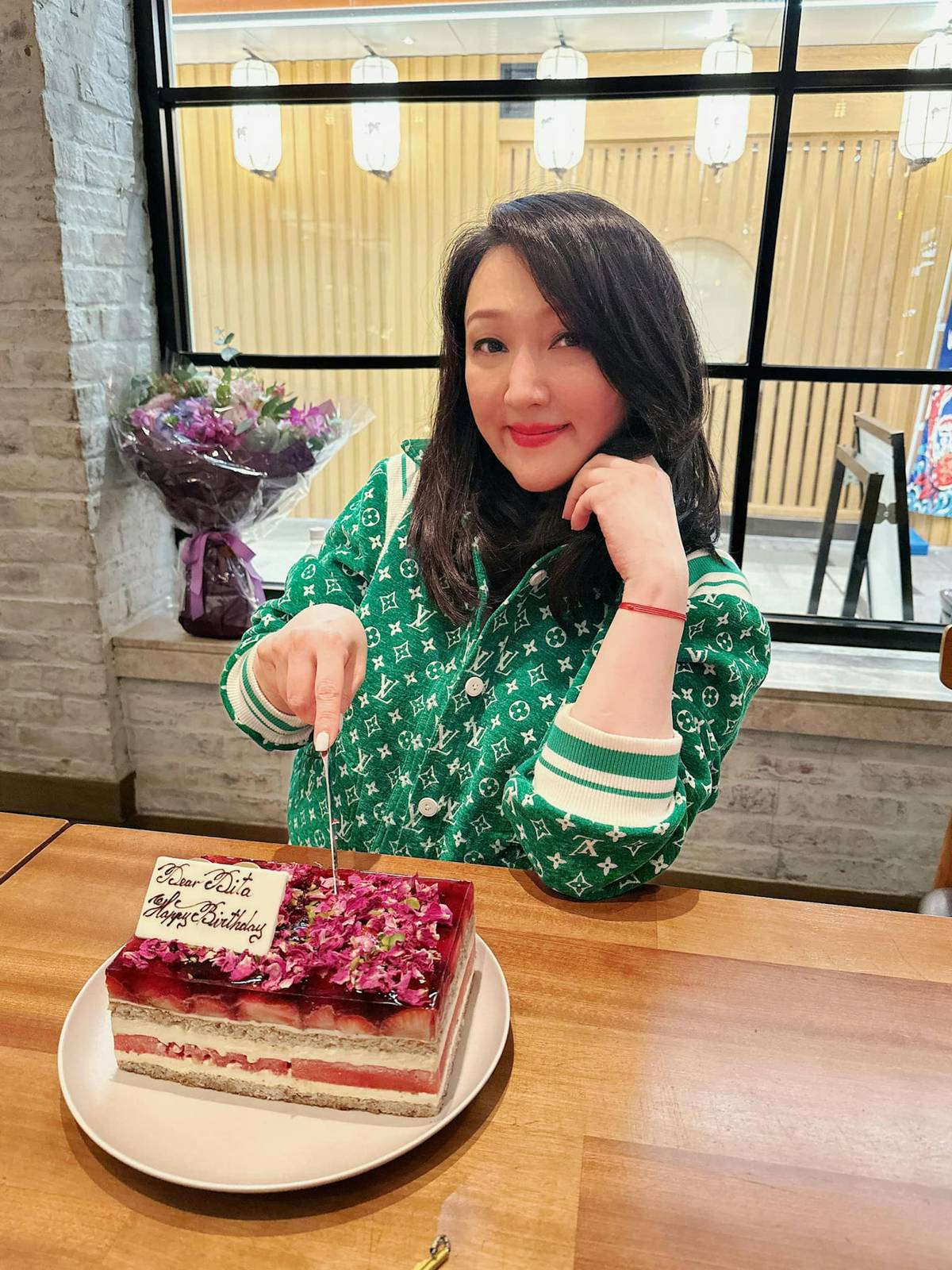 昔日玉女消失23年！當年被爆「下海拍片還巨債」　濫用藥物出事「未婚生子近況曝」
