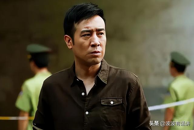3歲父親過世！54歲資深男星「靠大姐拉拔長大」　爆紅後「為8位哥姐買房」：沒他們就沒有我