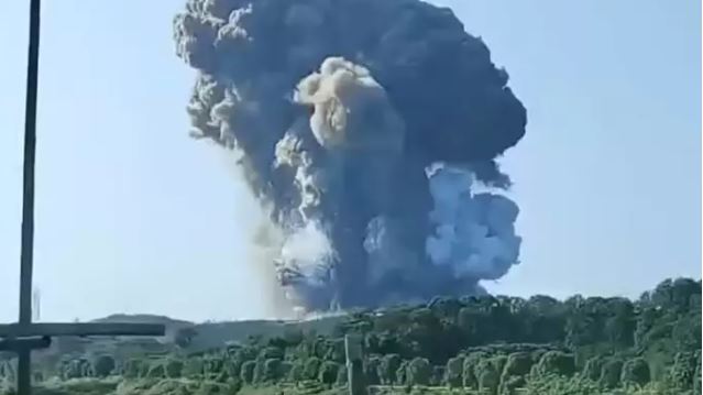 有150名員工！工廠驚傳大爆炸「死傷人數曝光」還有6失蹤　20公里外房屋被震倒