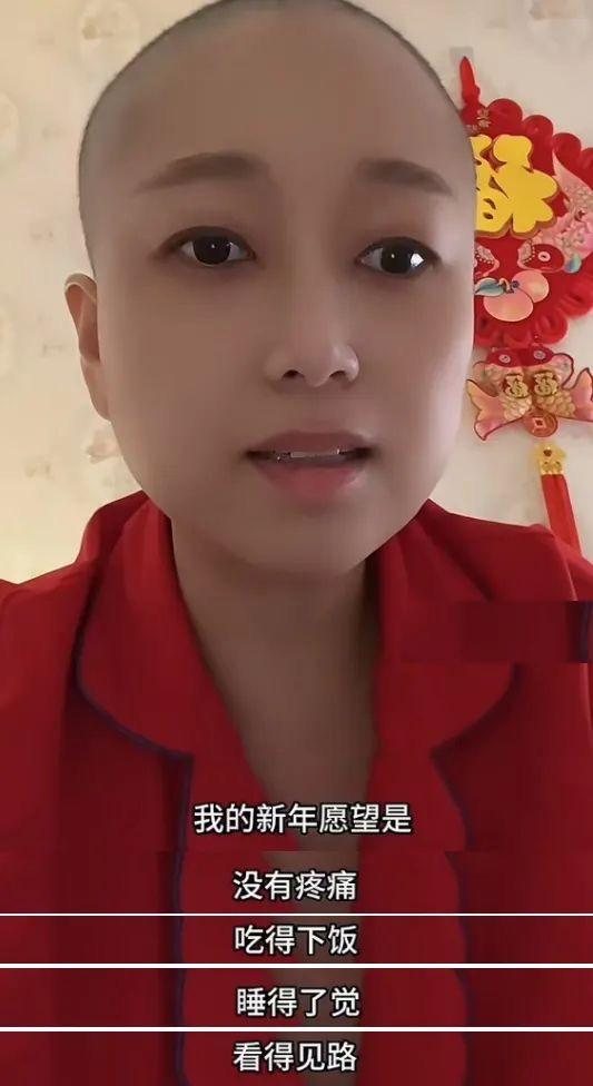 確診乳癌不到兩年！知名網紅「努力抗癌仍不敵病魔」得年35歲　
