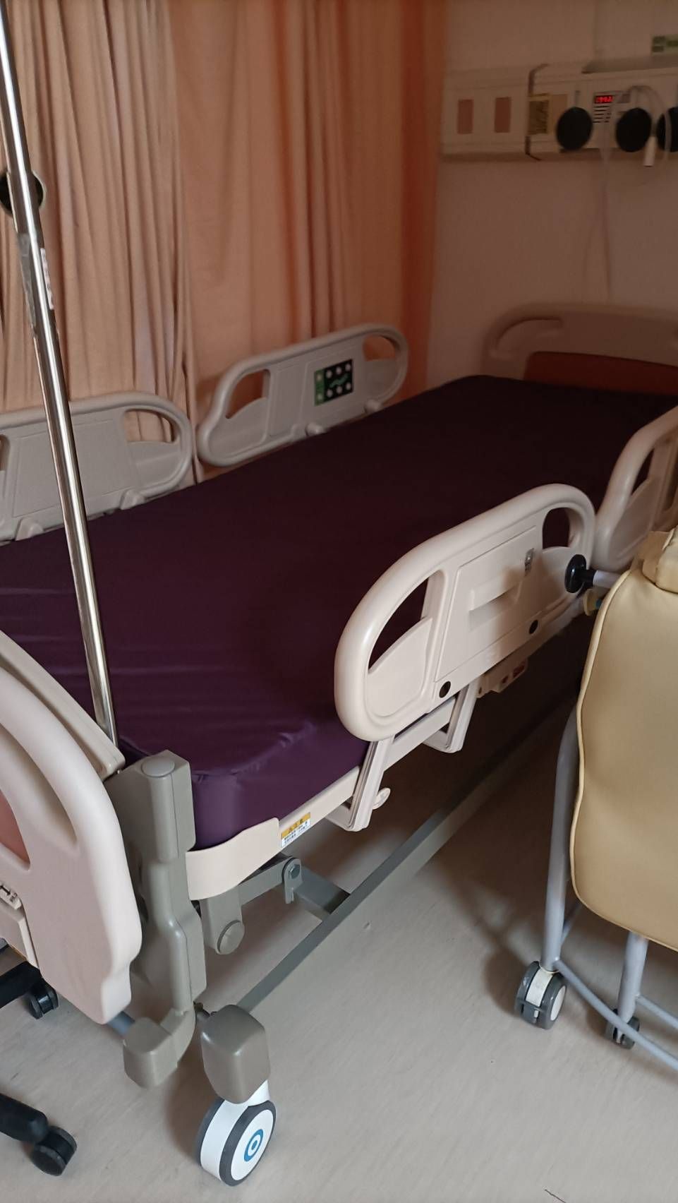 大腸癌末住院！8旬爺爺「只要求3件事」安詳闔眼　醫生曝「他做了最後道別」：瀟灑離開了