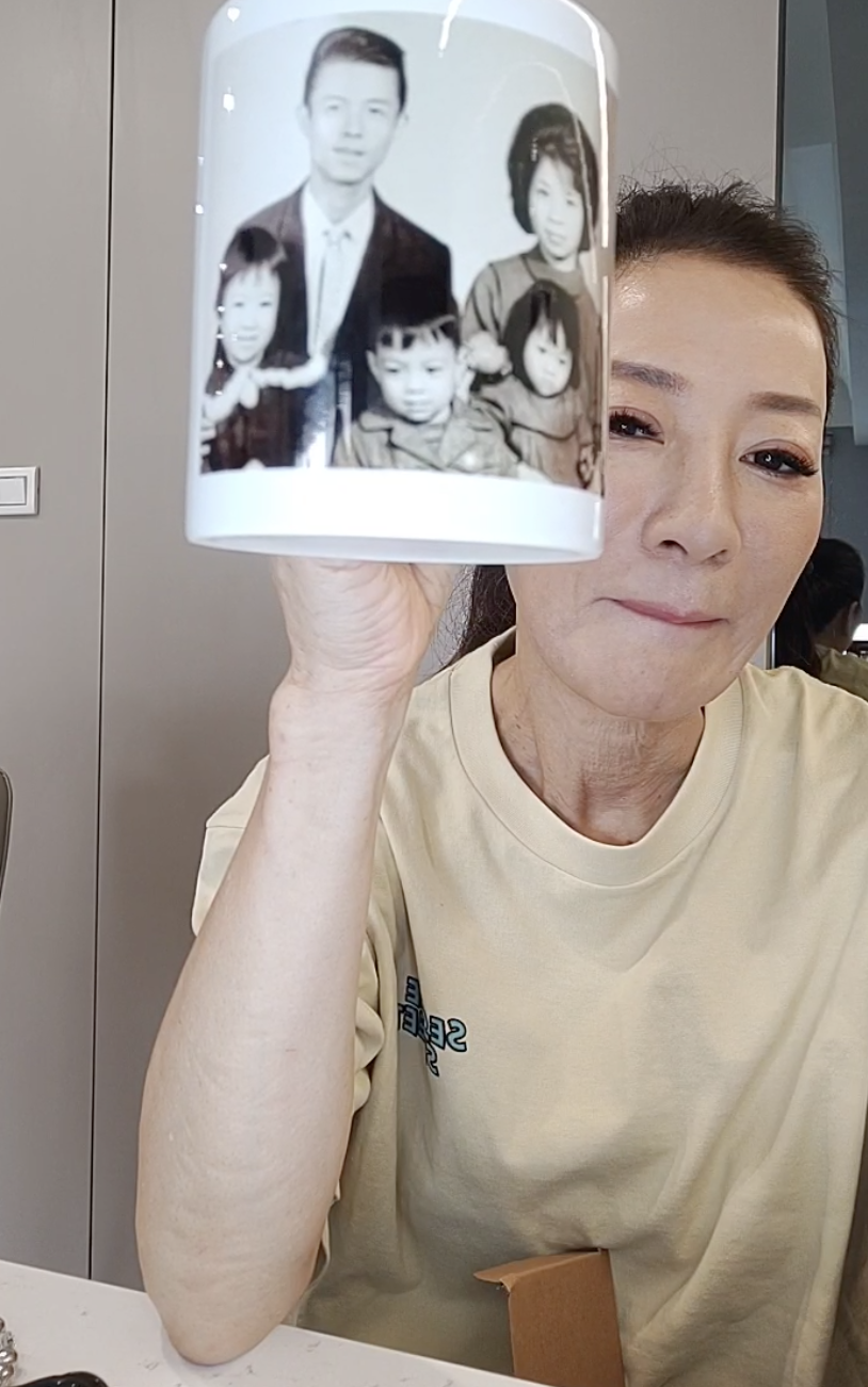 聚餐突然爆哭！60歲楊繡惠「無預警淚流滿面」崩潰了　陳美鳳出面「公開背後內幕」