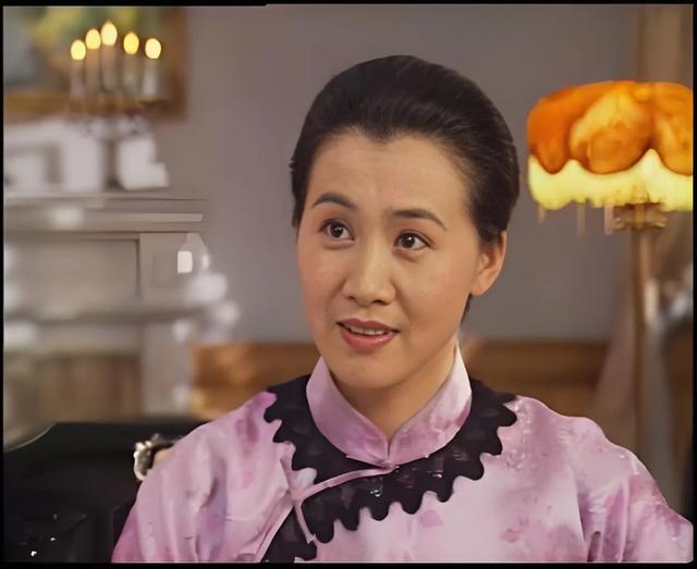 懷孕時罹患癌症！41歲當紅女星「為生子拒絕化療」香消玉殞　去世23年後「仍讓人不禁嘆息」...