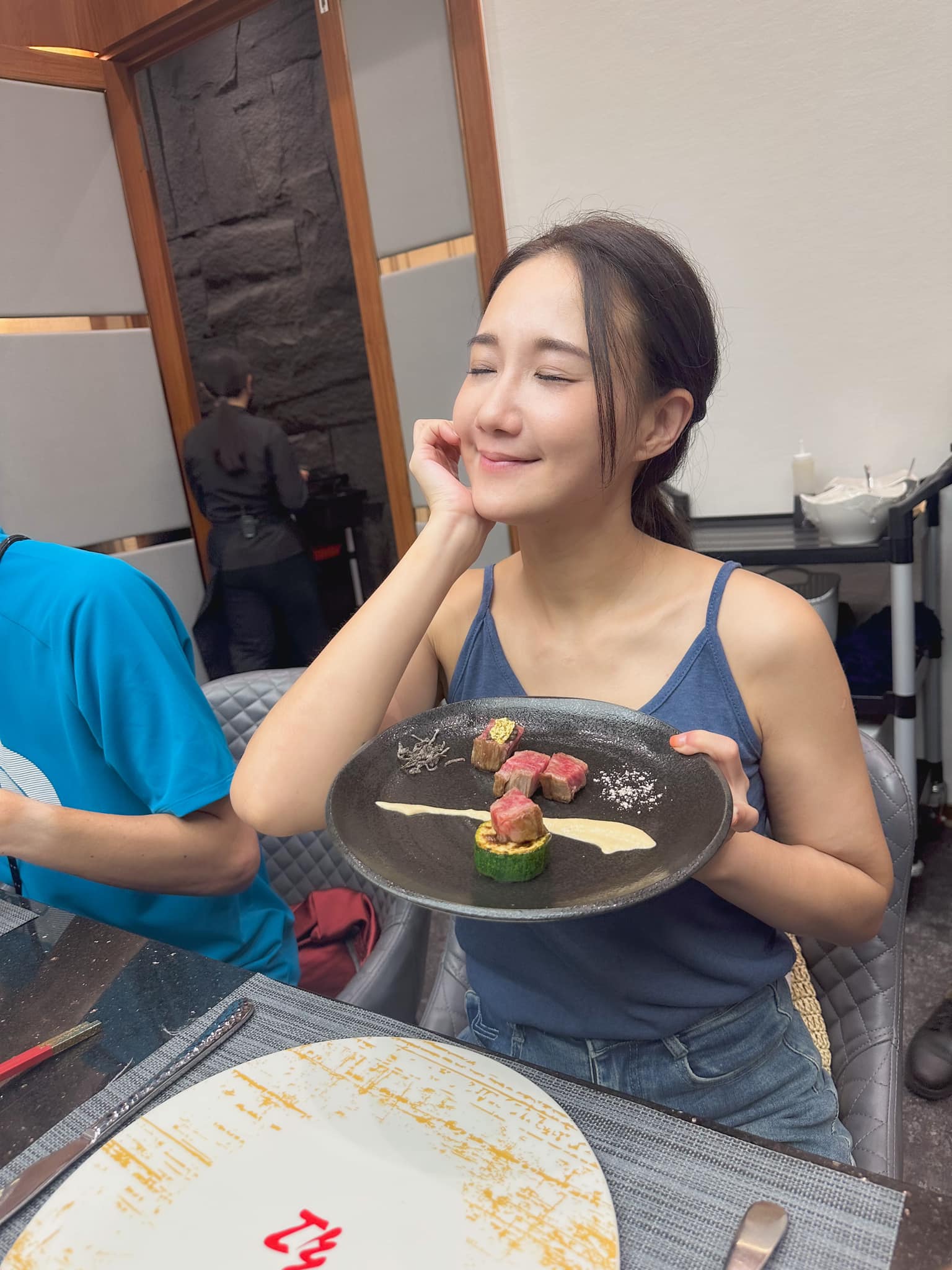 離婚後出事！48歲何妤玟「驚傳感染住院」一天抽8罐血　揭「22歲小鮮肉追求」突認愛：生命中最重要的男人