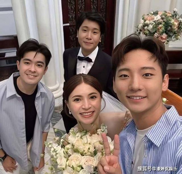 27歲女主播結婚！婚宴上「戴各種金飾」風光出嫁　昔日被罵當小三「閃婚圈外人」：老公眼神溫柔
