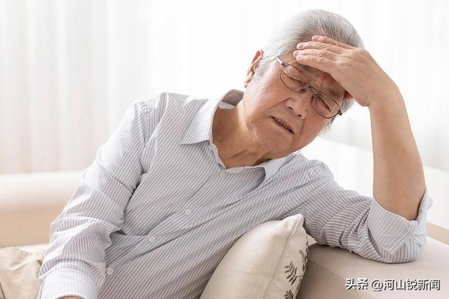 牙齒是「腦梗的放大鏡」！ 醫生警告「牙齒有2異常」儘速就醫：別以為只是老化