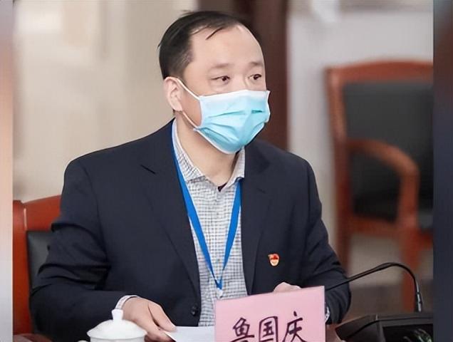拯救無數性命！55歲醫界大咖「竟從17樓一躍而下」　知情人曝「遺書內容」令人心碎