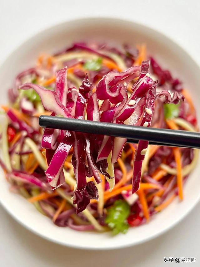 不想一年身體賭！夏天越熱，「這4種排毒菜」越要多吃　 