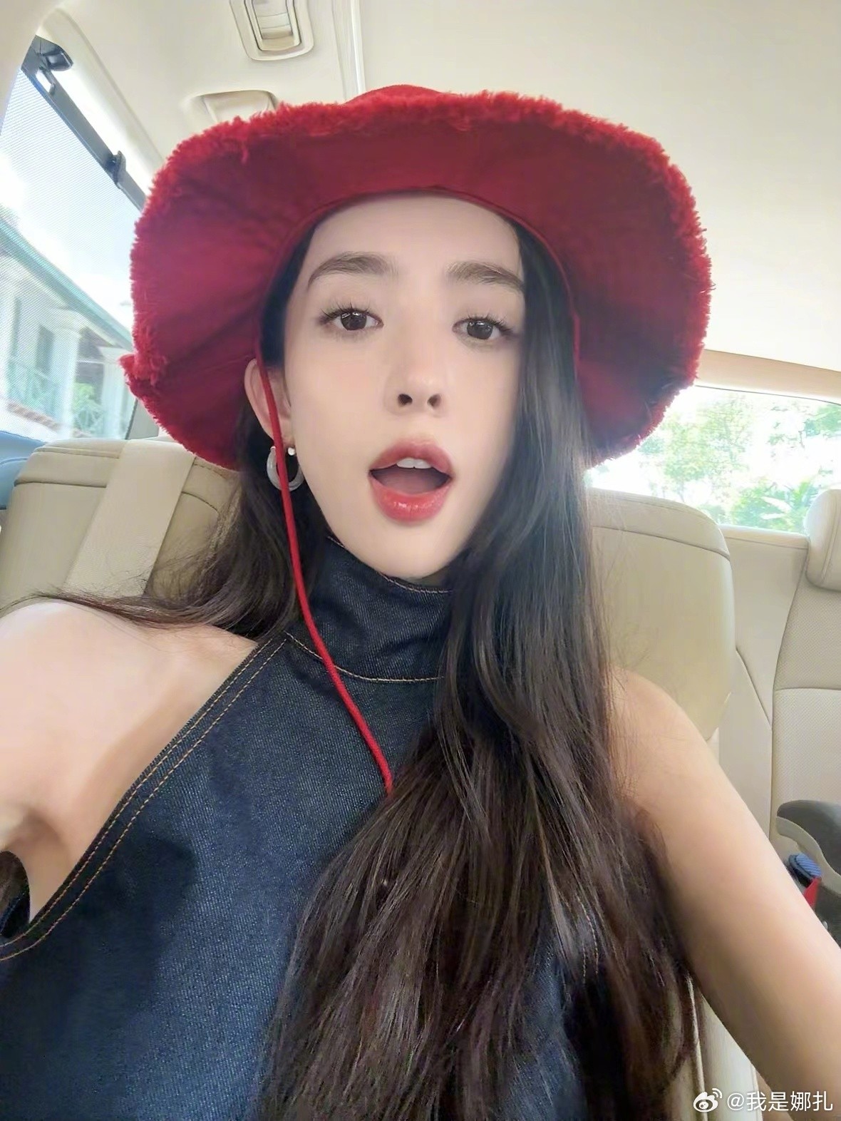 被封人間維納斯！超美頂級女星「打扮清涼被巧遇」　一看「暴瘦成皮包骨」消瘦狀態引擔憂