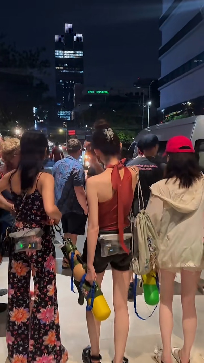 被封人間維納斯！超美頂級女星「打扮清涼被巧遇」　一看「暴瘦成皮包骨」消瘦狀態引擔憂