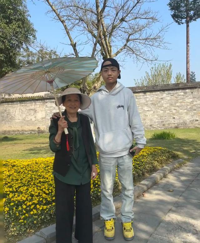 以為只是普通感冒！網紅確診癌症「不敵病魔去世」　瘦成骷髏心碎喊：「我還想活...」