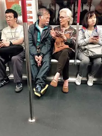 剛得知愛妻罹癌！資深大咖「墜樓當場斃命」　親友曝現場「曾說要與她共赴黃泉」