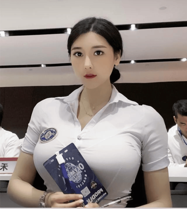 亞洲女神秀完美S曲線！前凸後翹比例超犯規「體重曝光居然有65公斤」