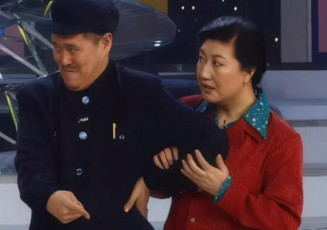 小三、元配共侍一夫！戲劇界大咖「80歲又迎第三春」　「新歡曝光」網罵翻：她死得不值得