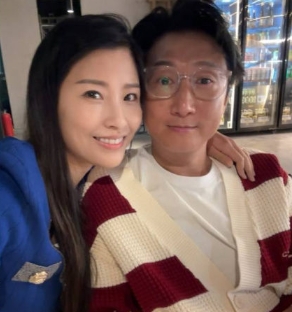 驚傳13年婚變！演藝大哥兒媳爆「一后戰三王」極樂通宵　她本人急解釋了