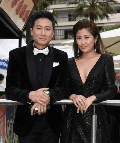 驚傳13年婚變！演藝大哥兒媳爆「一后戰三王」極樂通宵　她本人急解釋了