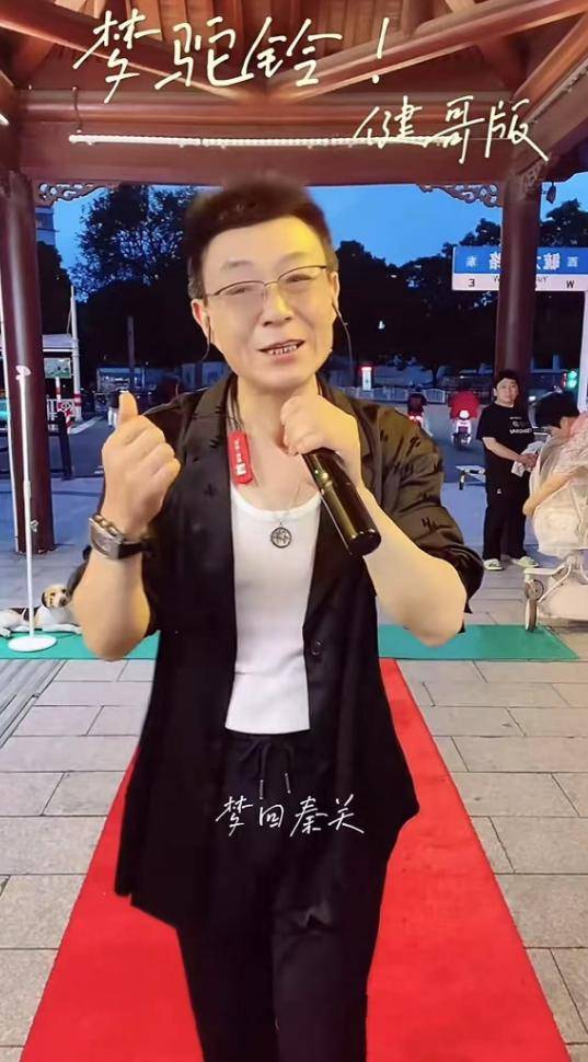快訊／早上還開心直播！51歲網紅竟無預警猝死　生前「患嚴重糖尿病」天天熬夜