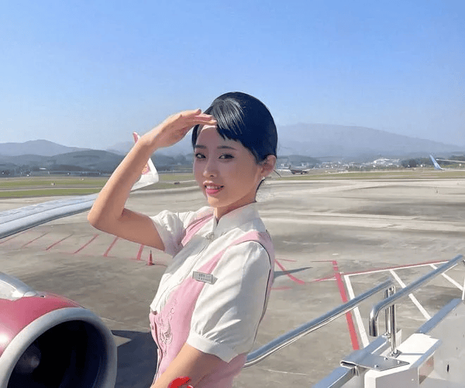 27歲空姐裸辭「決心回家養豬」！從不被看好到「賺破100萬」只花2個月