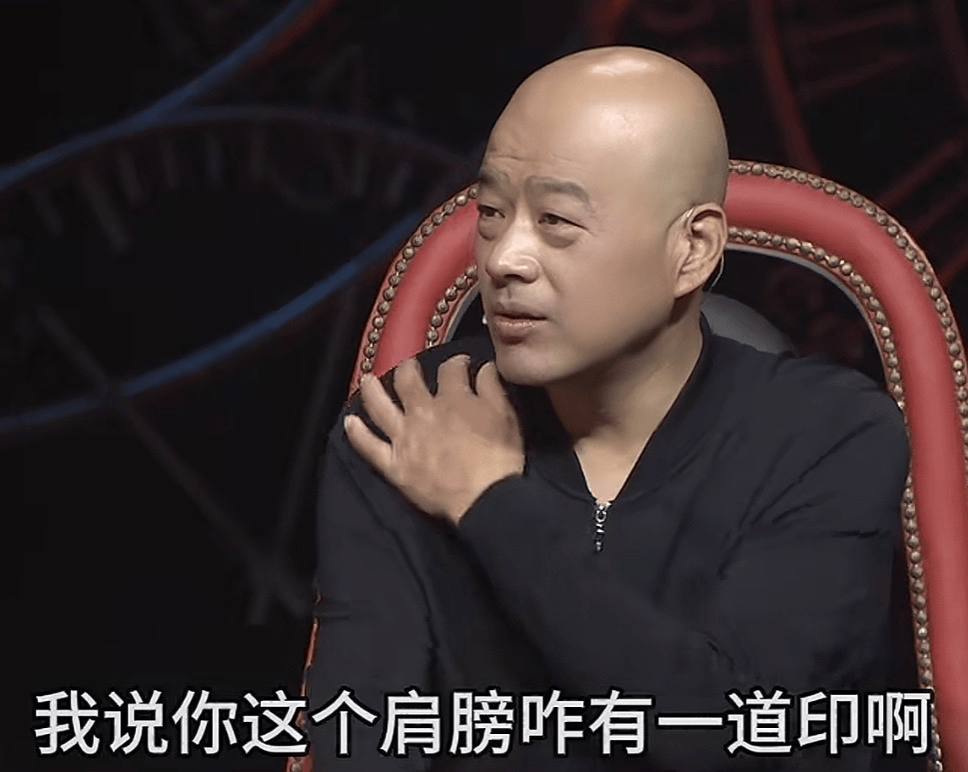 27歲空姐裸辭「決心回家養豬」！從不被看好到「賺破100萬」只花2個月
