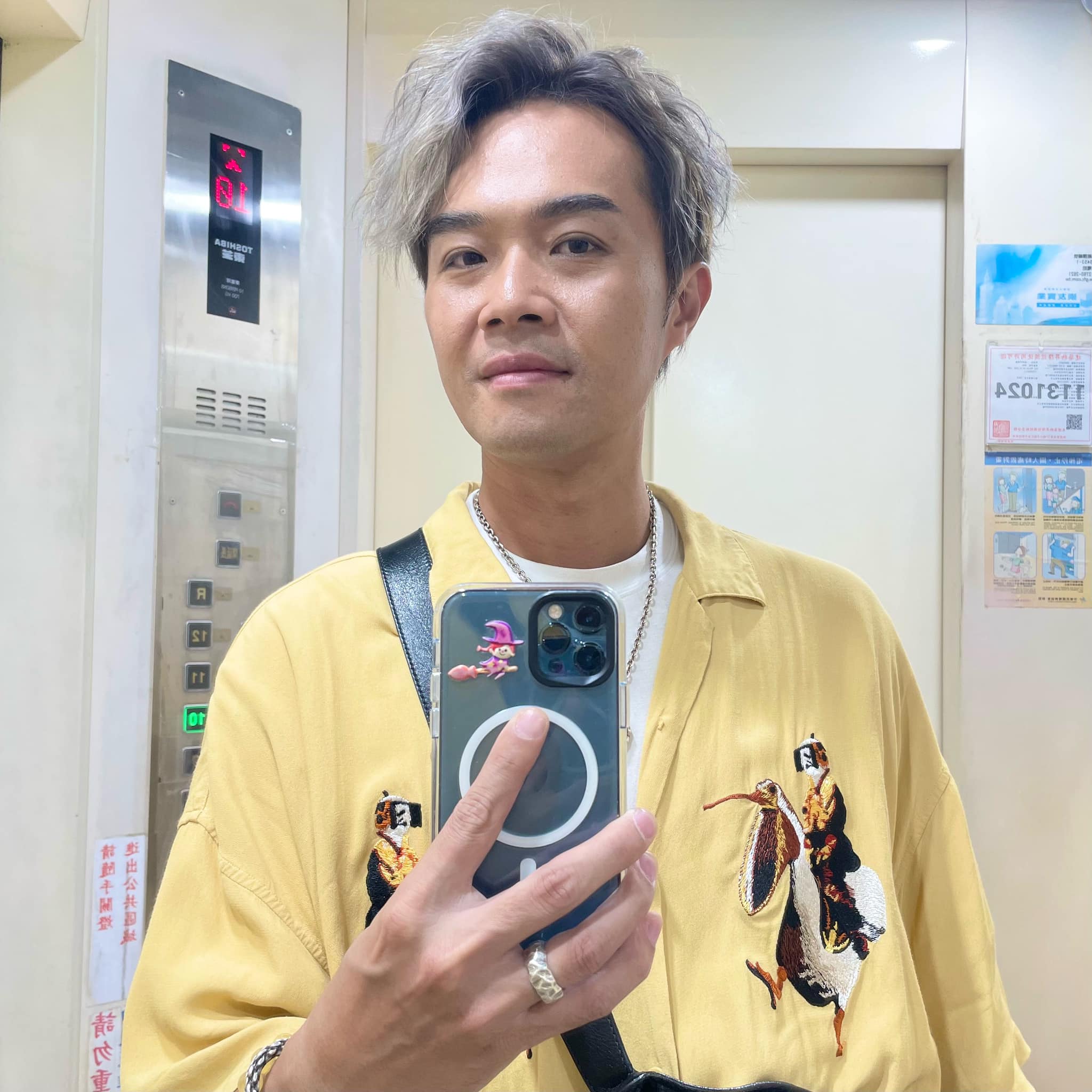 錄外景出事！41歲金鐘主持人「皮被燙到掀起」恐怖畫面曝光　一度「大哭大笑」嚇壞：情緒難自控