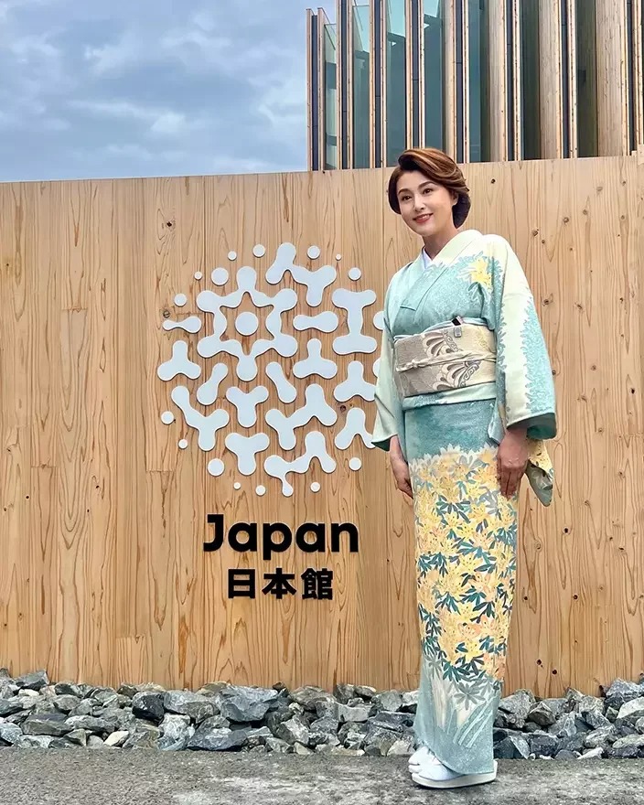 擁有絕色美貌！大咖女星「連郭富城都對她一見鍾情」　53歲穿和服現身「徹底被歲月遺忘」