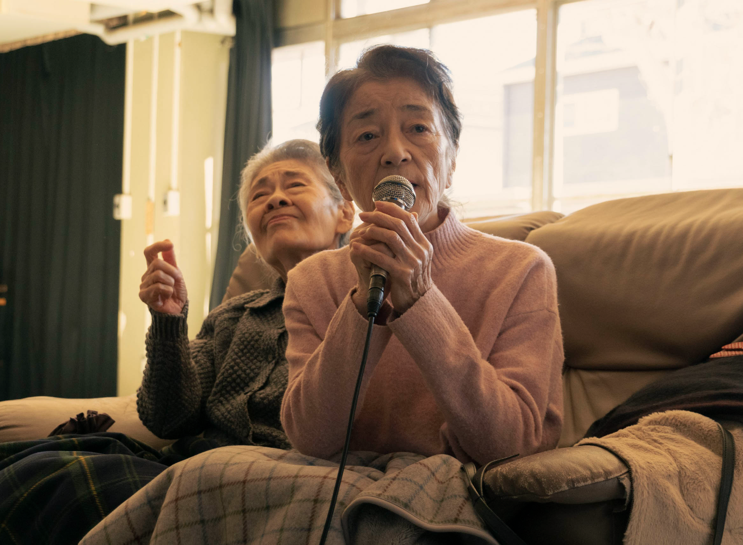 每月退休金領7萬！退休公務員夫妻「賣房去住高級養老院」　3個月後「卻倉皇逃出」嘆：有錢也沒用