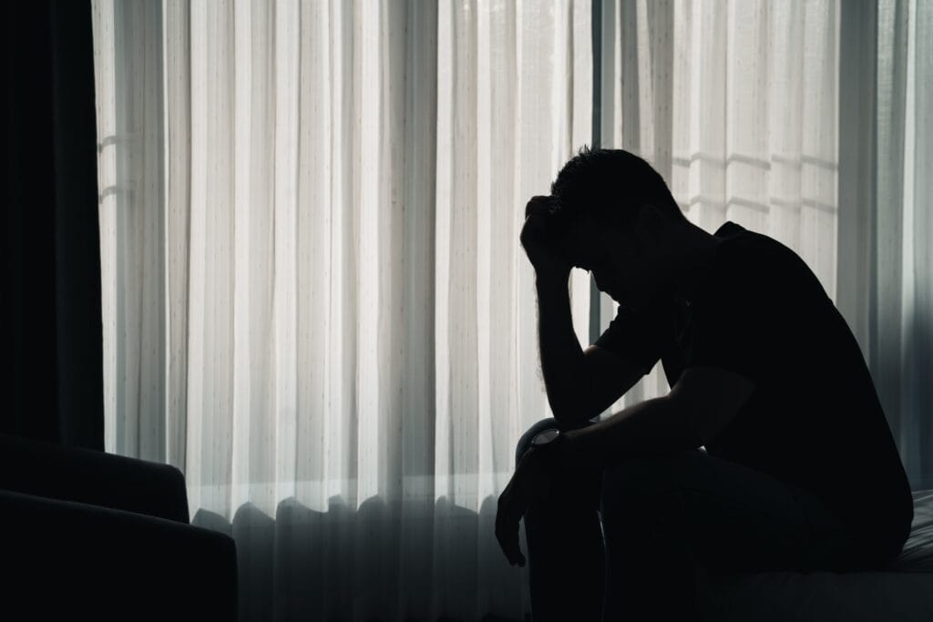 35歲男狂喊累「全身好痠痛」！醫生示警「1病毒釀禍」恐罹癌