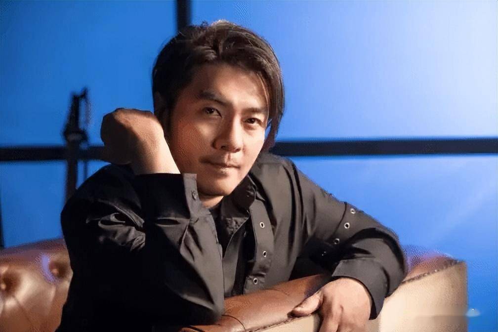 快訊／52歲情歌王子痛失摯愛！哽咽「今天凌晨永遠離開了我」：一生溫暖堅韌
