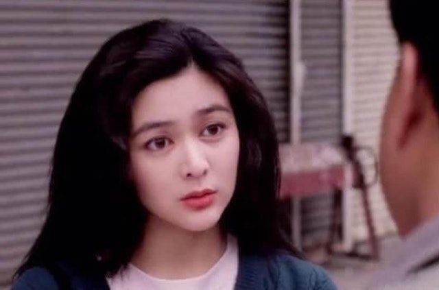 一生未婚未育！62歲性感女神「淡出20年現身」狀態驚人　一旁68歲男神「把網友全看呆」：完全沒變老