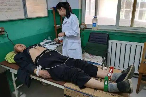 在家突發腦梗！「黃金5分鐘自救法」必須早知道　關鍵時刻能救命