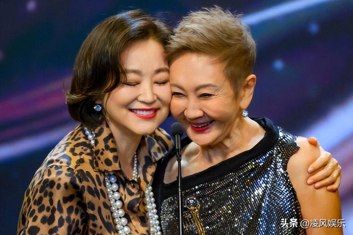 她是林青霞閨蜜！65歲「被丈夫背叛拋棄」黯然離婚　11年後「兩人再同台」：她一舉動盡顯瀟灑