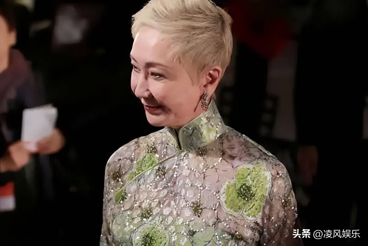 她是林青霞閨蜜！65歲「被丈夫背叛拋棄」黯然離婚　11年後「兩人再同台」：她一舉動盡顯瀟灑