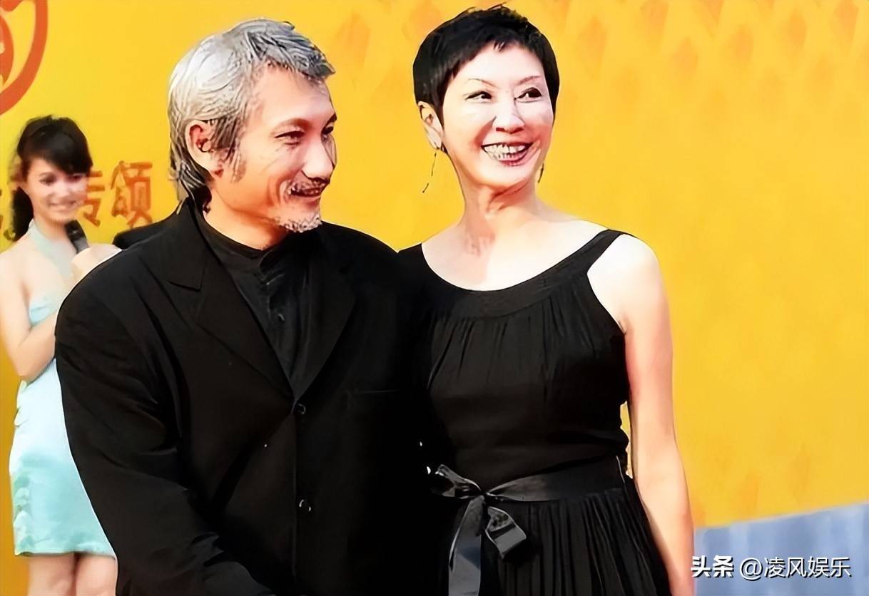 她是林青霞閨蜜！65歲「被丈夫背叛拋棄」黯然離婚　11年後「兩人再同台」：她一舉動盡顯瀟灑