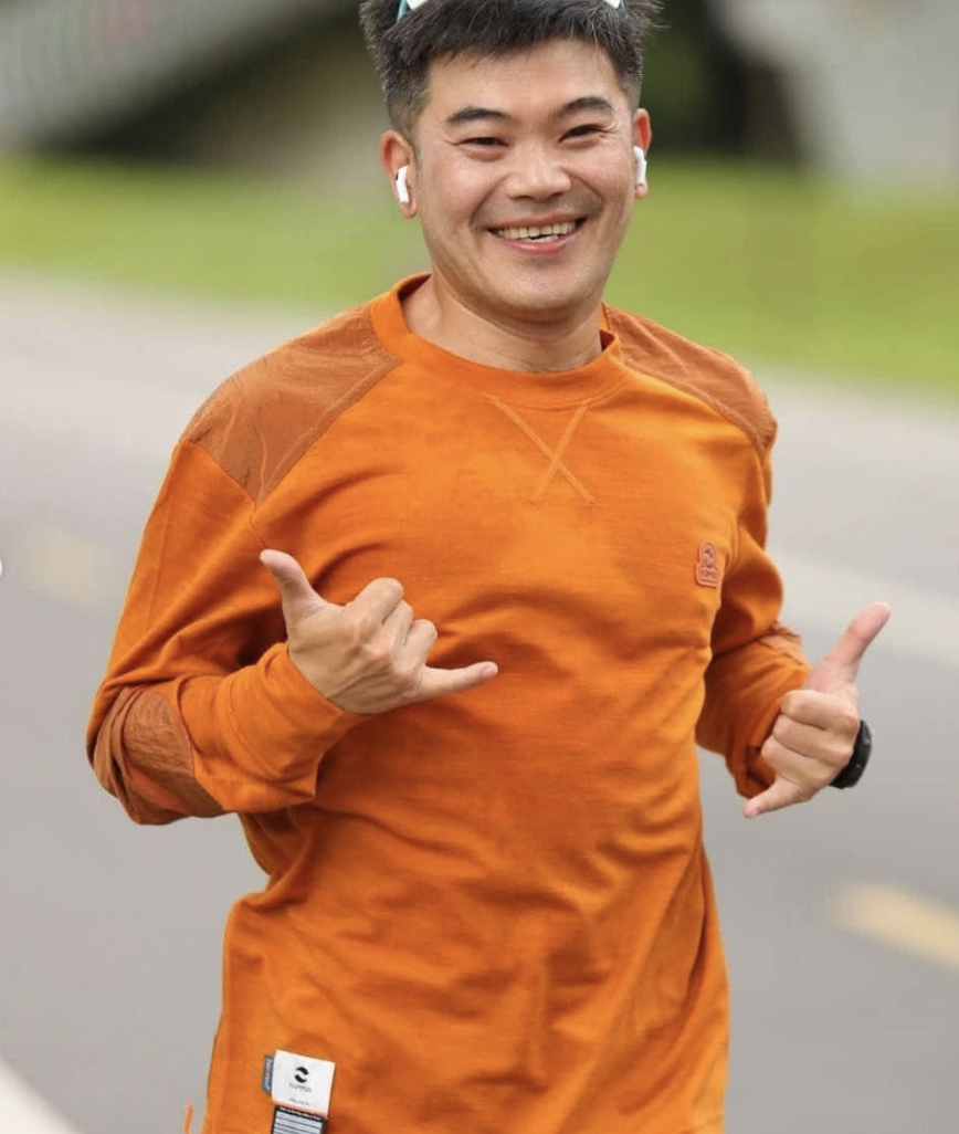 昔欠債5千萬！50歲男星「宣布改名」認了：有高人指點　曬近照「暴瘦認不出」接下新工作