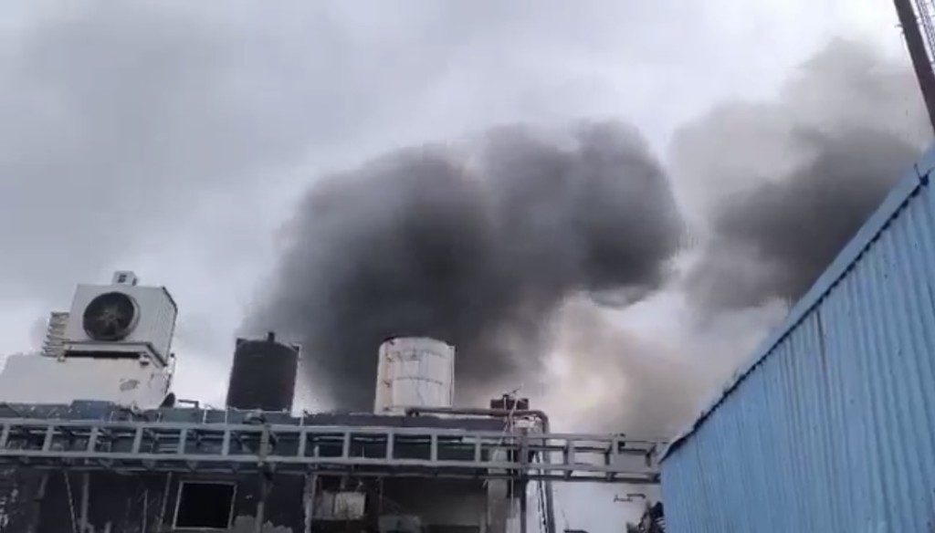 工廠驚傳大爆炸「死亡人數曝光」至少26傷　遺體燒焦難辨認「多名工人失蹤」