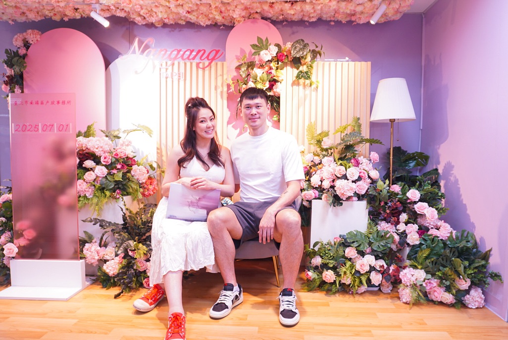 恭喜！38歲女星「挺8月孕肚再婚」甜喊老公　認「原本不打算結婚」：被他1句話打動