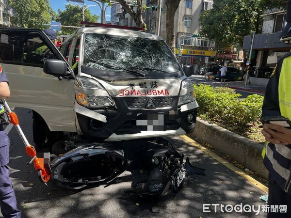 快訊／北市驚傳「救護車撞機車」騎士當場身亡　車上還載「腦溢血病患」狀況曝光