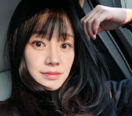 43歲女星「驚傳身亡」經紀人證實了　最後發文「8天前哀悼他」如今也走了