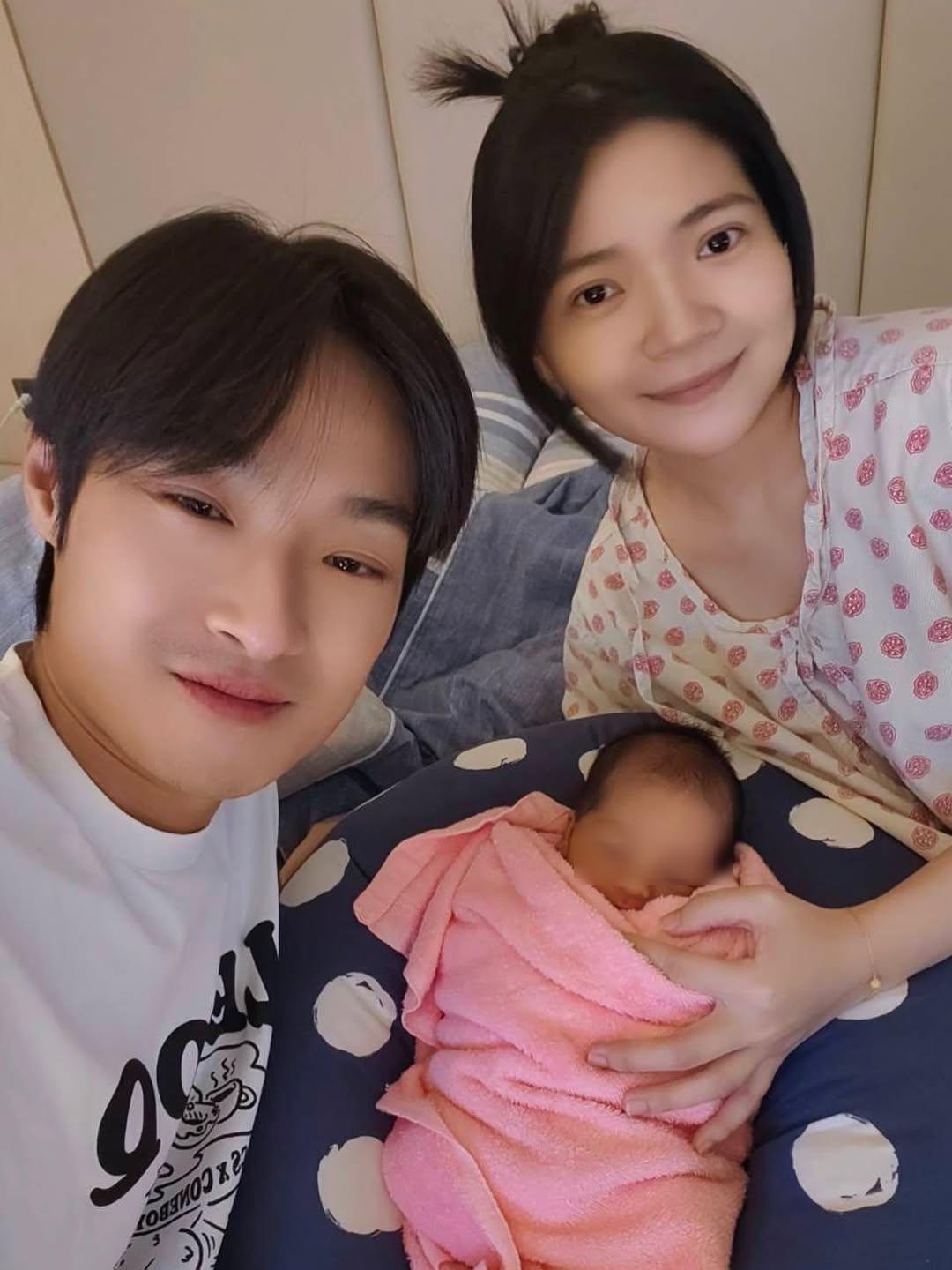 快訊／台語歌手「驚喜宣布結婚當爸」！曬一家三口照激動曝：「流下感動淚水...」