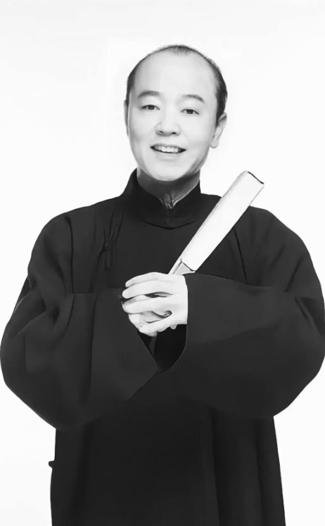慟別師父！知名表演家「弟子突發訃告」：永遠離開了我們　享年68歲「一生堅持做相聲」