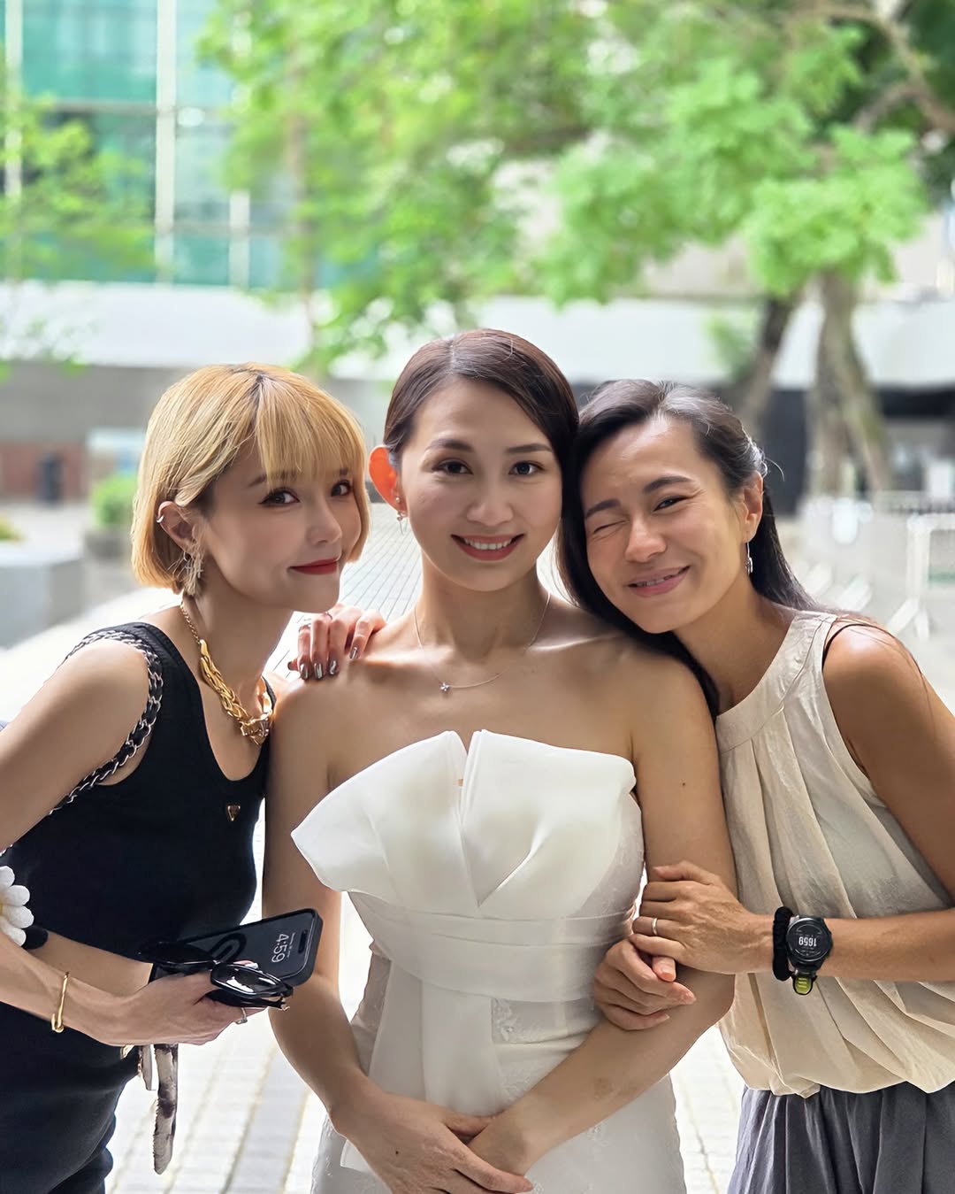 淡出10年！嫩模始祖「低調結婚生子」婚宴畫面曝光　「神秘老公」首度曝光：太相配了